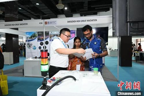 中國(guó)僑網(wǎng)展會(huì)吸引眾多專(zhuān)業(yè)買(mǎi)家 主辦方供圖