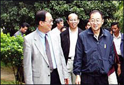 �c������D