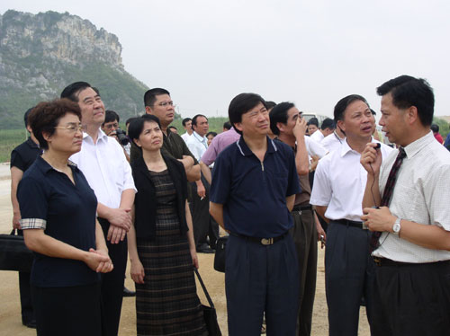 �c(di��n)������D