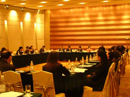 �c������D