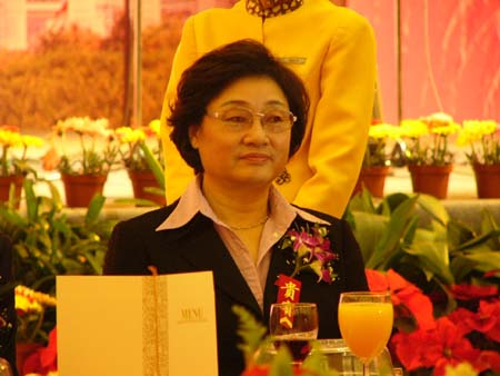 �c(di��n)������D