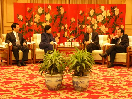 �c(di��n)������D