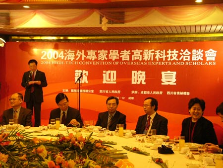 �c(di��n)������D