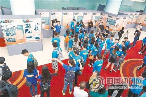 中國僑網(wǎng)《金山伯的榮耀——近代江門五邑僑匯展》在北京大受歡迎。 資料圖片