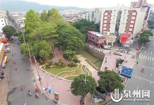 中國(guó)僑網(wǎng)口袋公園猶如道路上的“綠洲”,圖為東街口的口袋公園