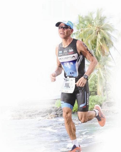 中國僑網(wǎng)圖為江青海參加夏威夷科納世錦賽 受訪者供圖