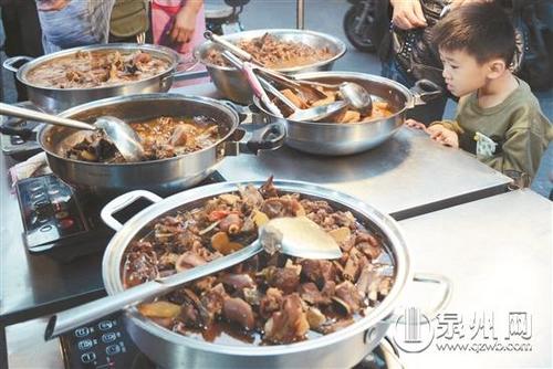 中國僑網(wǎng)水門巷羊肉火爆