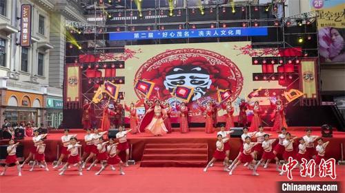 中國僑網(wǎng)“好心茂名”第二屆冼夫人文化周開幕 柯才 攝