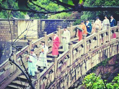 中國僑網(wǎng)九仙傳藝宣傳片拍攝現(xiàn)場 俞輝 攝