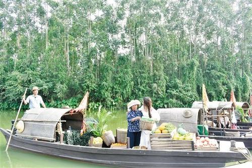 中國(guó)僑網(wǎng)鶴山古勞水鄉(xiāng)很有嶺南水鄉(xiāng)味道。