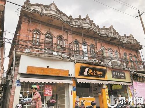 中國(guó)僑網(wǎng)洋樓頗具閩南華僑建筑特色