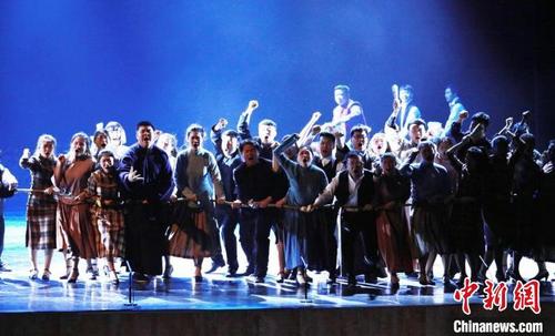 中國僑網(wǎng)歌劇《青春之歌》資料劇照 劇組供圖