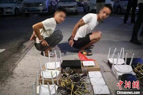 中國僑網(wǎng)被警方抓獲的涉案犯罪嫌疑人 陳詩韻 攝