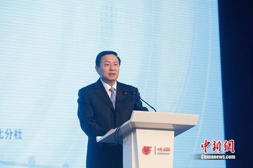 中國僑網(wǎng)國務(wù)院新聞辦副主任郭衛(wèi)民出席第十屆世界華文傳媒論壇開幕式并致辭。韓海丹 攝