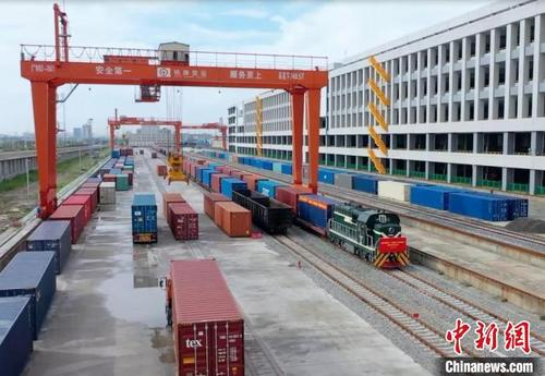 中國(guó)僑網(wǎng)廣州南沙港鐵路南站 廣州港集團(tuán)供圖