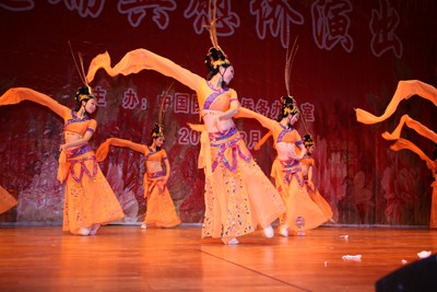 舞蹈《楚韻》。(法國《歐洲時(shí)報(bào)》)