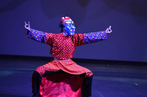 中國(guó)僑網(wǎng)江西傳統(tǒng)舞《祭》。(法國(guó)《歐洲時(shí)報(bào)》中歐·東歐版)