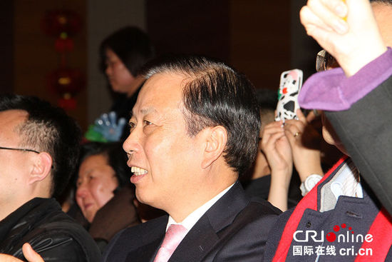 中國僑網(wǎng)中國駐意大利大使李瑞宇觀看演出