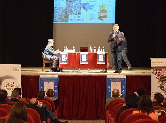 中國僑網(wǎng)研討會(huì)現(xiàn)場。