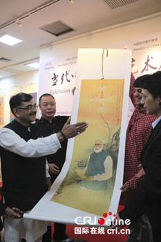 中國僑網(wǎng)中方贈(zèng)送印方嘉賓印度總理莫迪畫像。(何星宇 孫洋/攝)