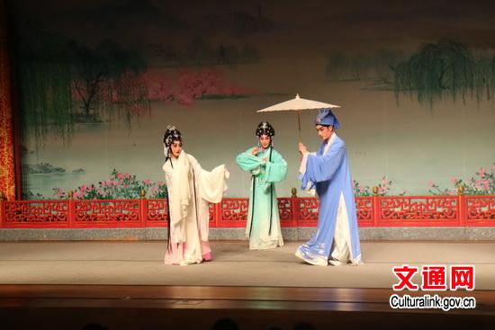 《白蛇傳·情》