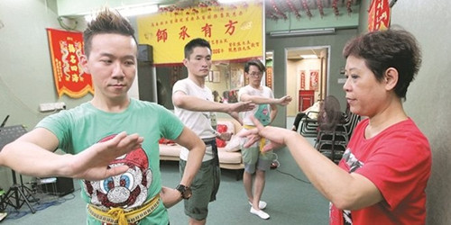 (馬來西亞《詩華日報》)