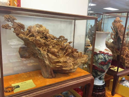 (美國《世界日報》)