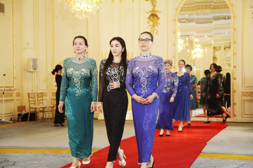 (英國(guó)《華聞周刊》)