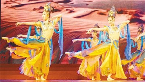 開幕式上的文藝表演。(胡清