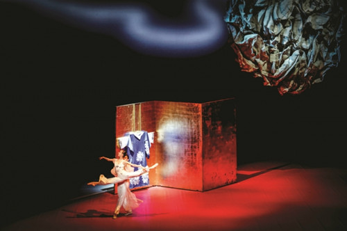 中國(guó)僑網(wǎng)演出現(xiàn)場(chǎng)。(英國(guó)《華聞周刊》資料圖)