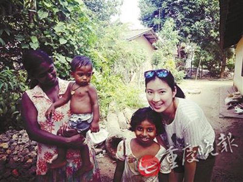 中國僑網(wǎng)與當(dāng)?shù)厝撕嫌? /></div><!--圖片--><!--圖片說明-->
<div id=