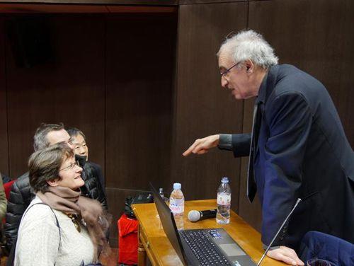 中國(guó)僑網(wǎng)講座現(xiàn)場(chǎng) (攝影:涂雄)