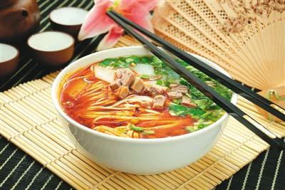 中國僑網(wǎng)圖為中國蘭州牛肉面。 圖片來源:資料圖片