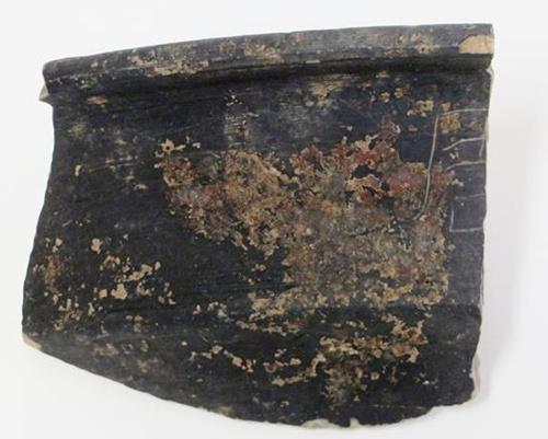 中國僑網(wǎng)日本長崎縣壹岐市“Karakami”遺址出土的土器殘片(來源:日本《產(chǎn)經(jīng)新聞》)