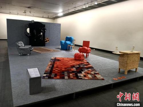 中國(guó)僑網(wǎng)展覽現(xiàn)場(chǎng) 許青青 攝