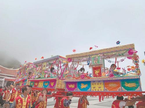 中國僑網(wǎng)圖為蜈蚣閣巡社。